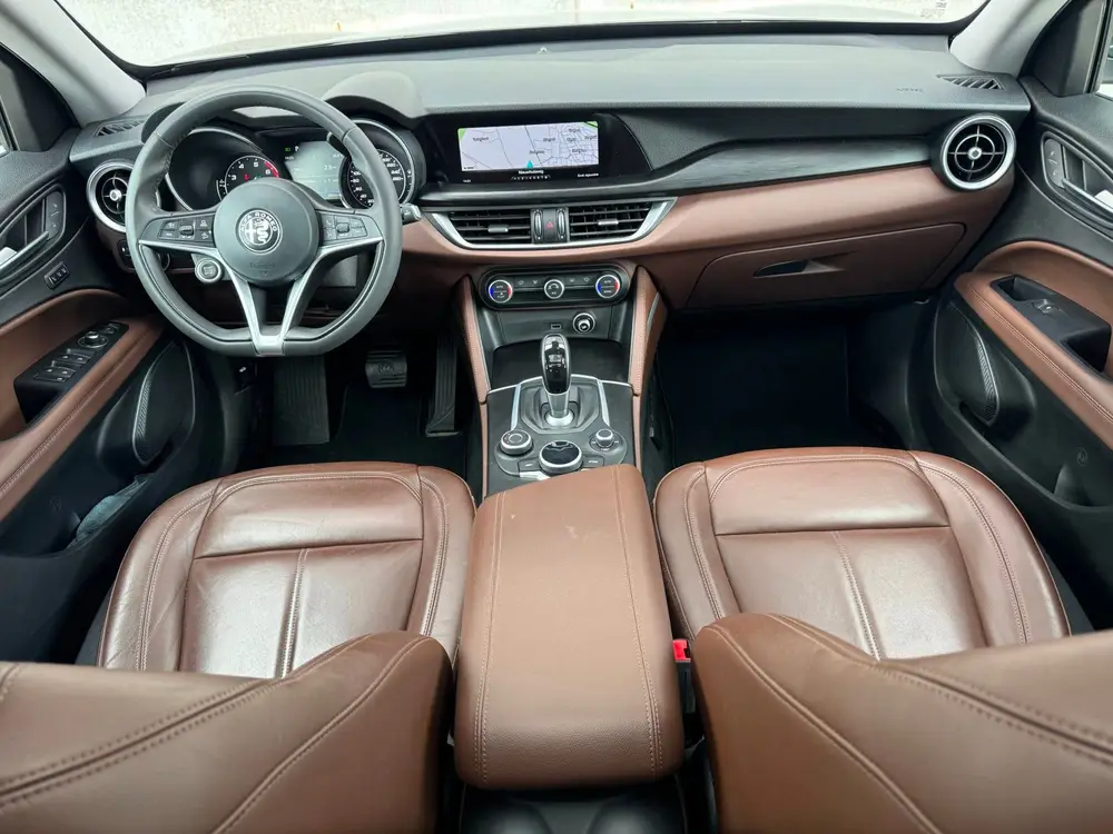 Alfa Romeo Stelvio 2.0 T AWD Ti Pano Navi Leer Trekhaak Adap uit 2020, foto 2
