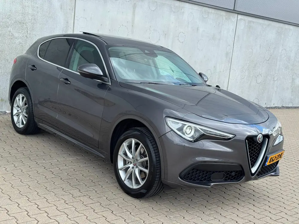 Alfa Romeo Stelvio 2.0 T AWD Ti Pano Navi Leer Trekhaak Adap uit 2020, foto 4
