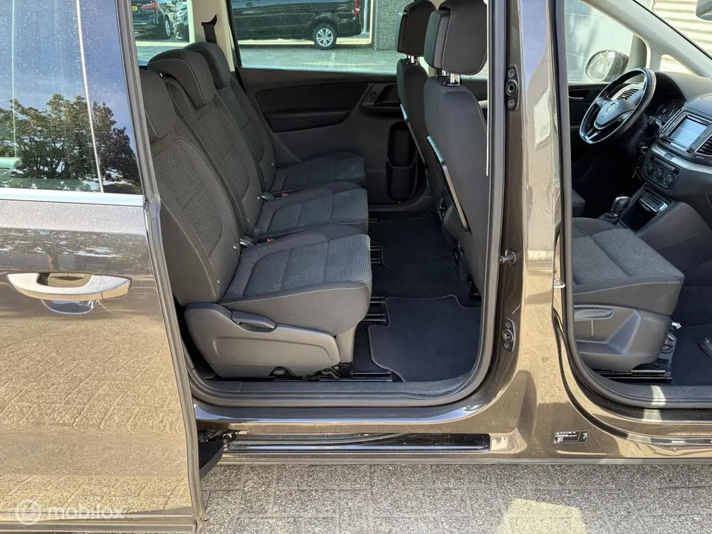Volkswagen Sharan 1.4 TSI AUTOMAAT / 7 PERSOONS / NAVI uit 2019, foto 10