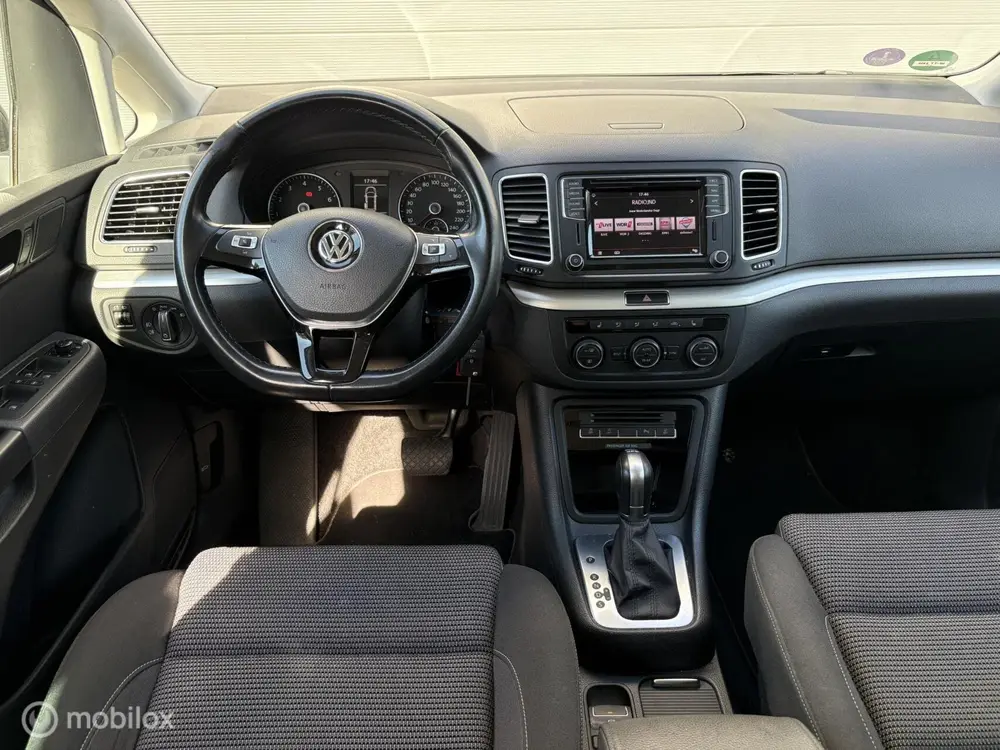 Volkswagen Sharan 1.4 TSI AUTOMAAT / 7 PERSOONS / NAVI uit 2019, foto 13