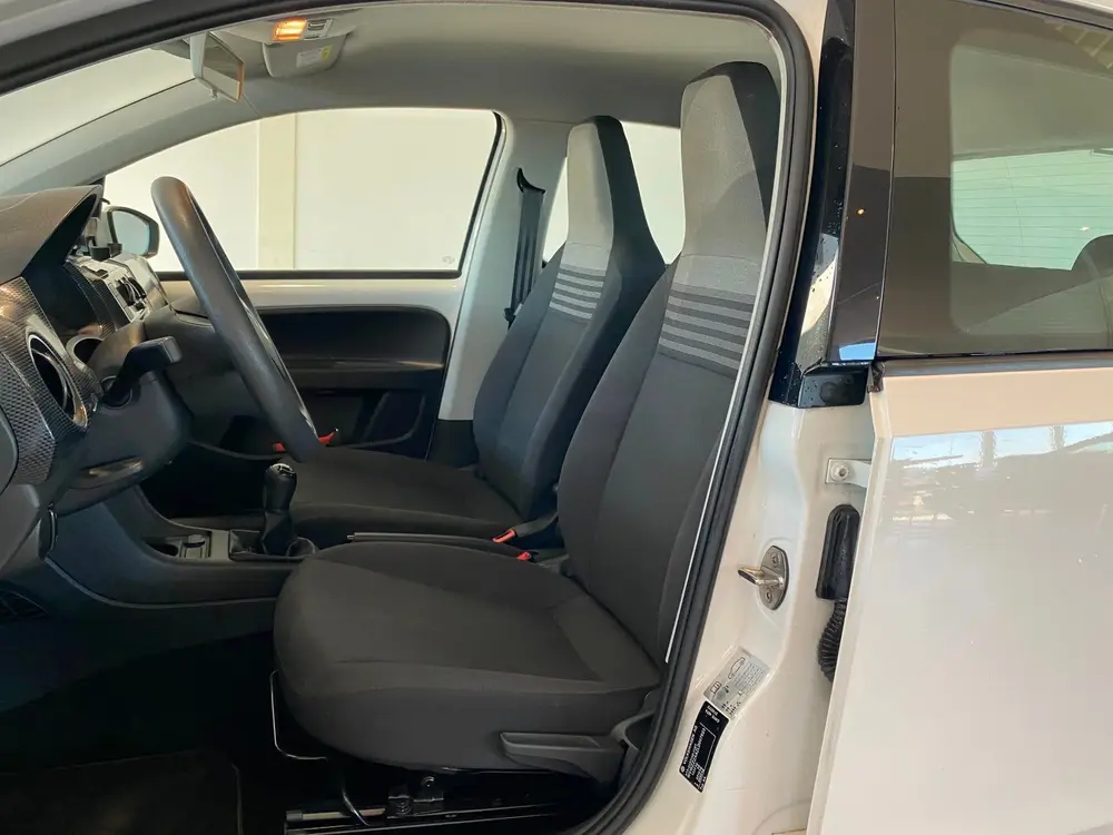 Volkswagen Up! 1.0 BMT move up! NL-auto uit 2020, foto 8