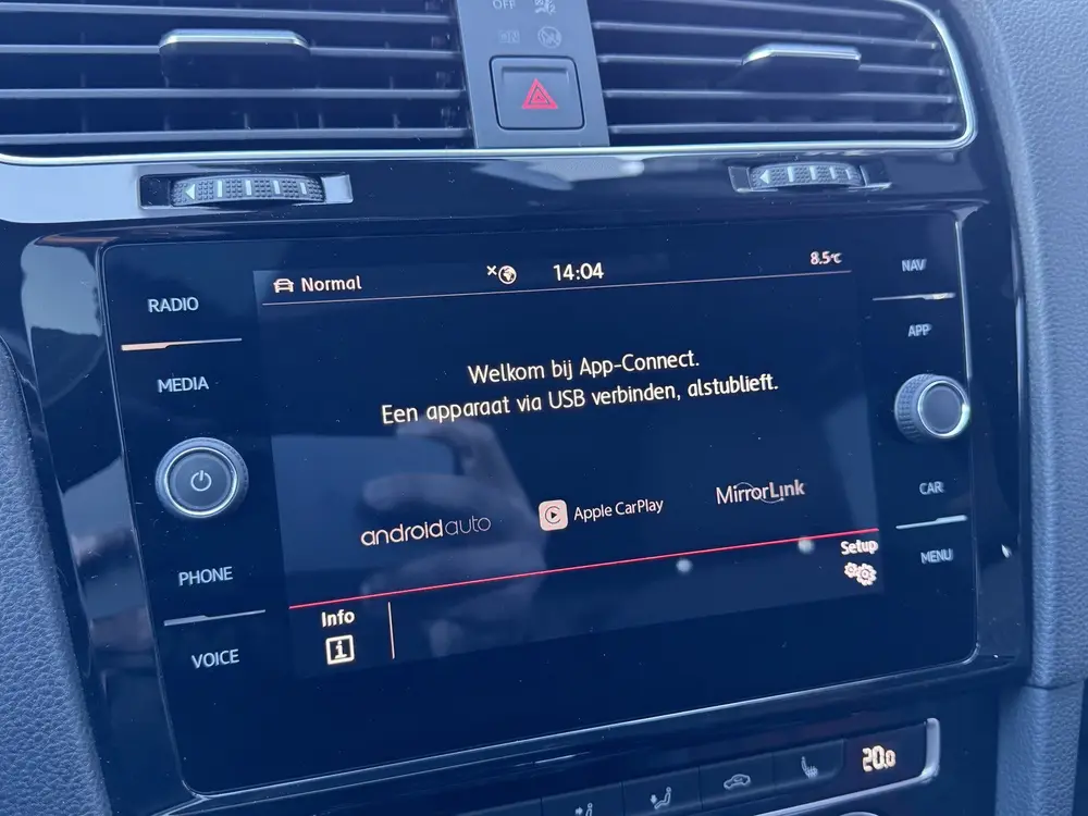 Volkswagen Golf 7,5 GTI TCR 2.0 TSI 290pk DSG / Aut. Akrapov uit 2019, foto 20