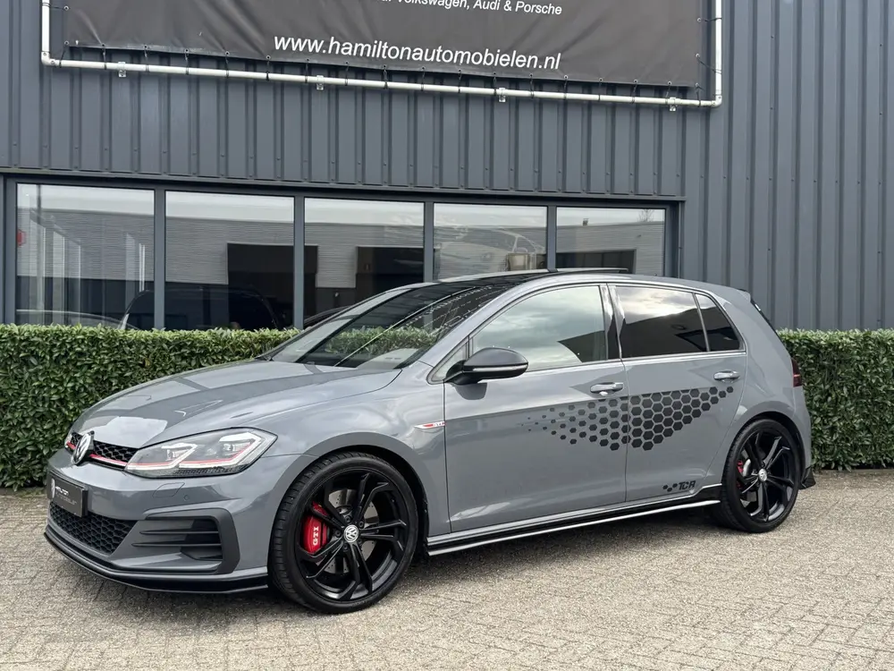 Volkswagen Golf 7,5 GTI TCR 2.0 TSI 290pk DSG / Aut. Akrapov uit 2019, foto 3