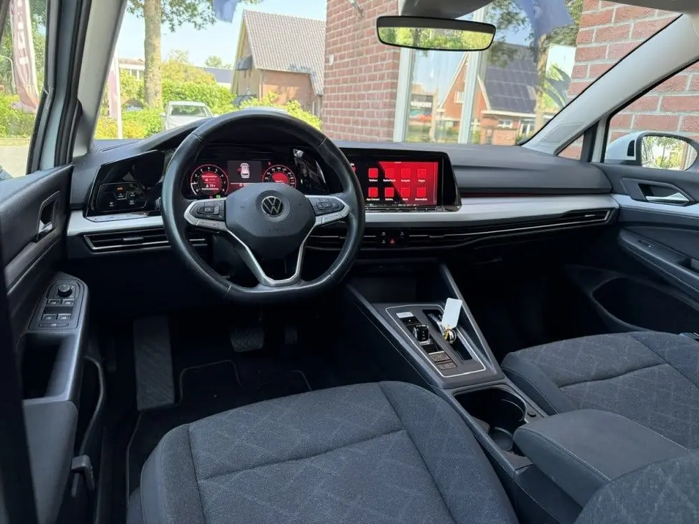 Volkswagen Golf Variant 1.0 eTSI Life DIGIDASH / CAMERA / AD uit 2022, foto 3