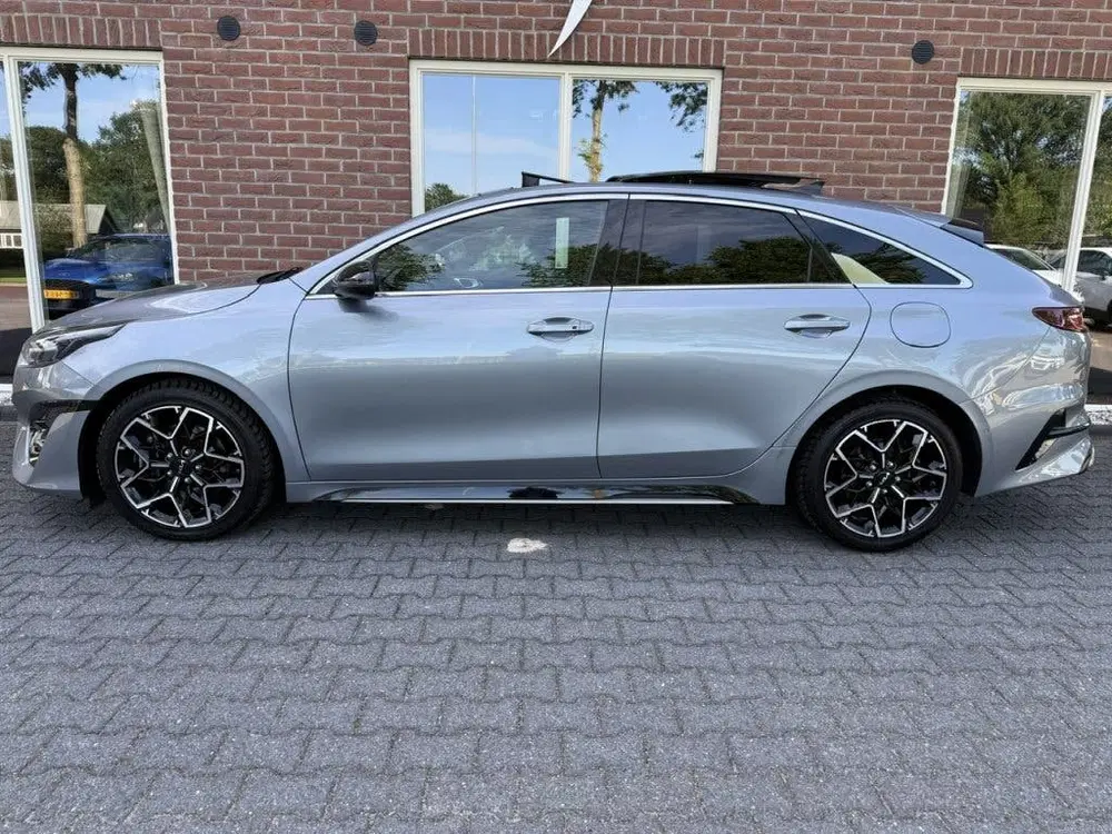 Kia ProCeed 1.0 T-GDi GT-PlusL. VIRTUAL.COCKPIT uit 2022, foto 2