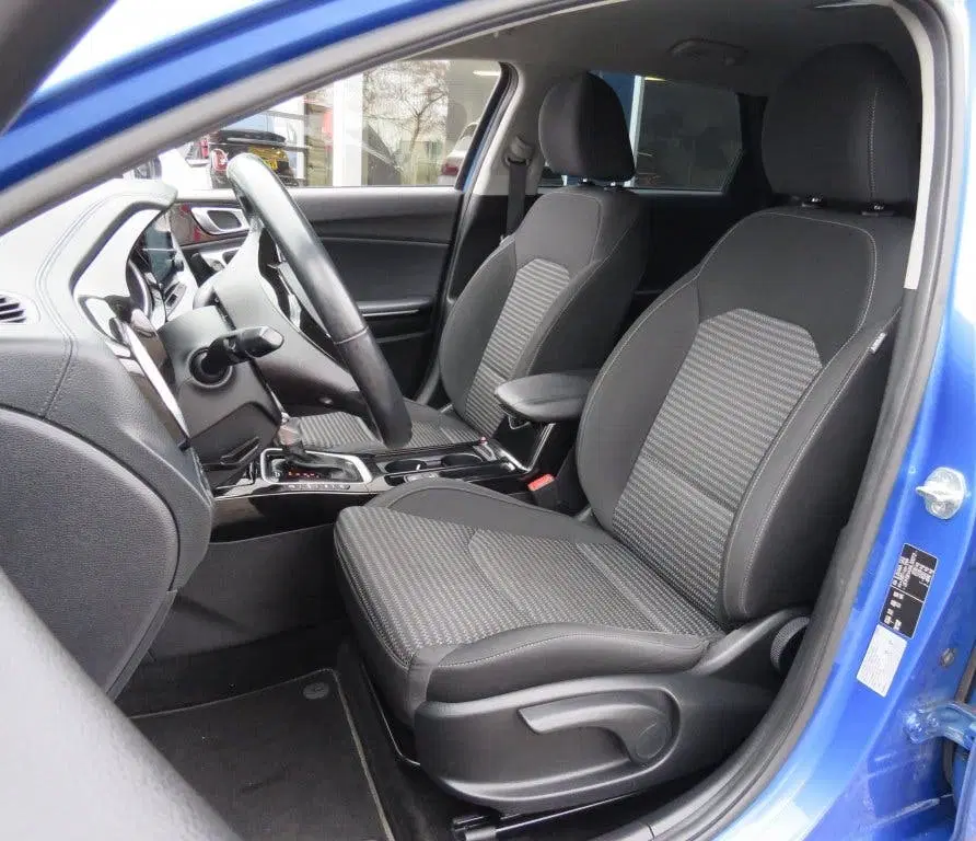 Kia Ceed 1.6 GDI PHEV LED uit 2021, foto 11
