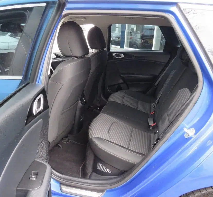 Kia Ceed 1.6 GDI PHEV LED uit 2021, foto 12