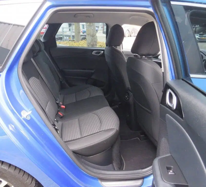 Kia Ceed 1.6 GDI PHEV LED uit 2021, foto 14