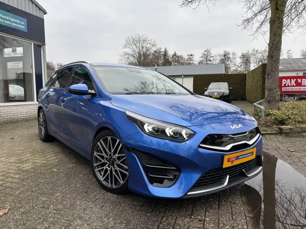 Kia Ceed 1.6 GDI PHEV LED uit 2021, foto 2