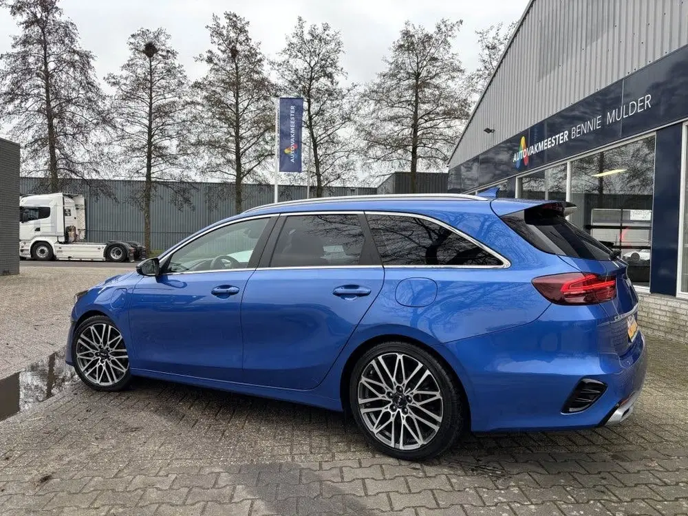 Kia Ceed 1.6 GDI PHEV LED uit 2021, foto 4