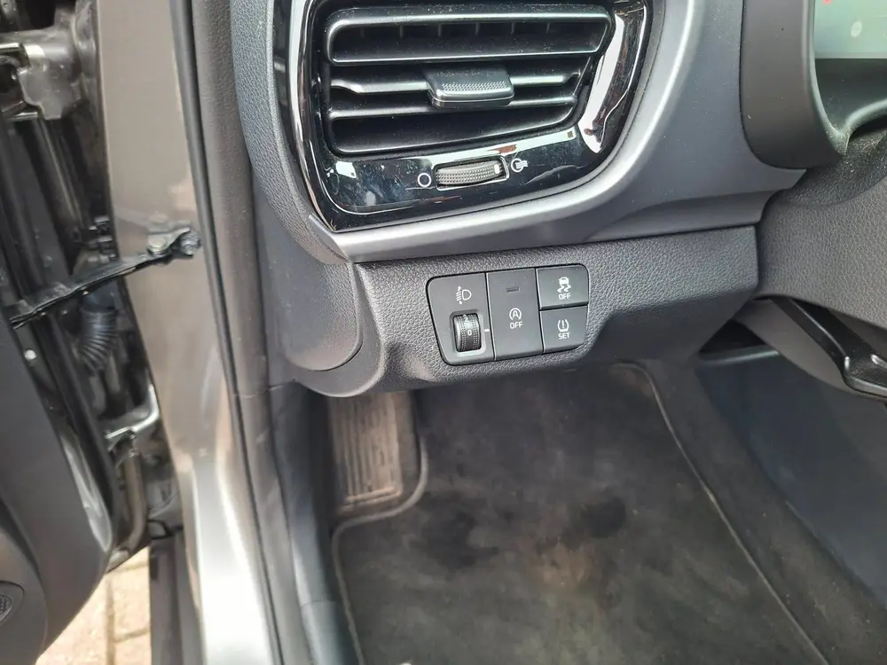 Kia Stonic 1.0 T-GDi MHEV DynamicLine carplay automaa uit 2024, foto 10