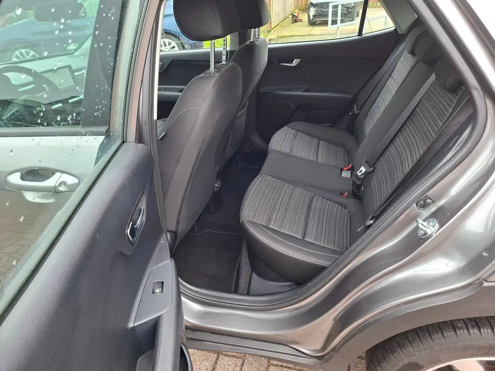Kia Stonic 1.0 T-GDi MHEV DynamicLine carplay automaa uit 2024, foto 7