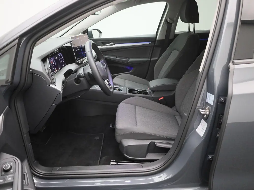 Volkswagen Golf 1.5 eHybrid Life Edition SoH 100% | Navigati uit 2025, foto 11