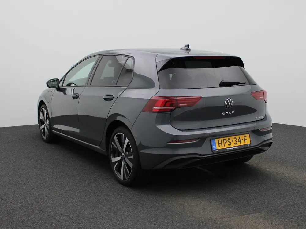 Volkswagen Golf 1.5 eHybrid Life Edition SoH 100% | Navigati uit 2025, foto 2