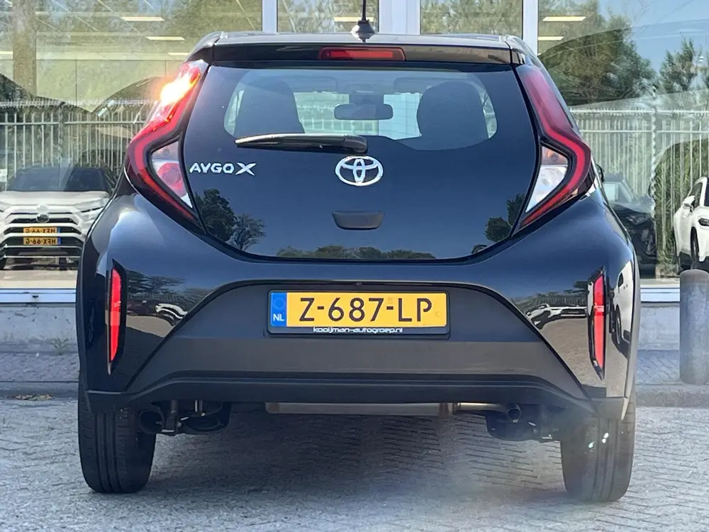 Toyota Aygo X 1.0 VVT-i MT Play SLECHTS 32.705KM uit 2024, foto 6