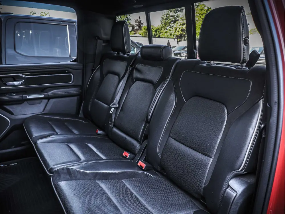 Dodge Ram 1500 | 5.7L HEMI V8 400 uit 2022, foto 11