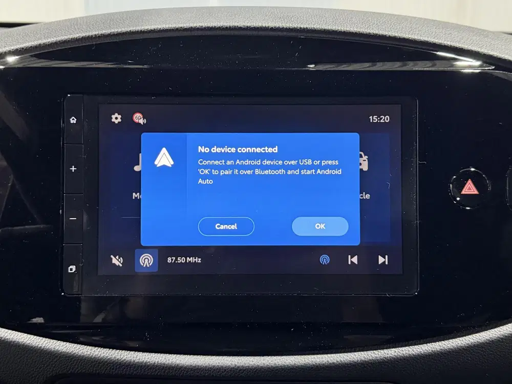 Toyota Aygo X Hybrid 115 pulse Direct leverbaar Automaat uit 2025, foto 19