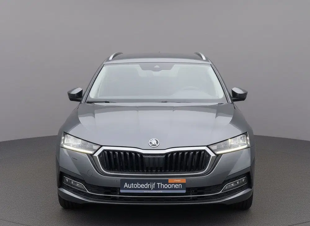 Skoda Octavia 1.4 TSI iV PHEV Style uit 2024, foto 8