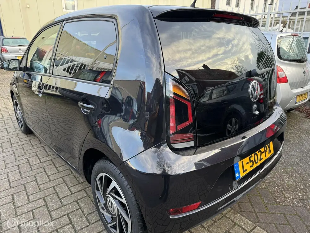 Volkswagen Up! 1.0 BMT up! beats uit 2019, foto 4