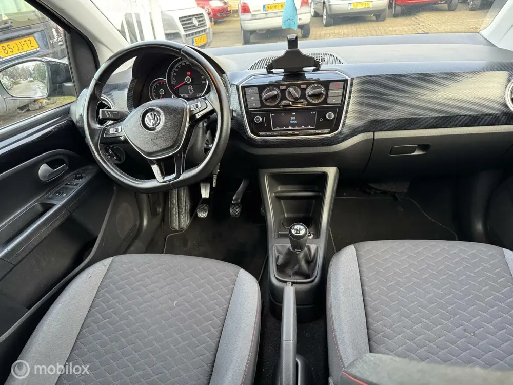 Volkswagen Up! 1.0 BMT up! beats uit 2019, foto 9