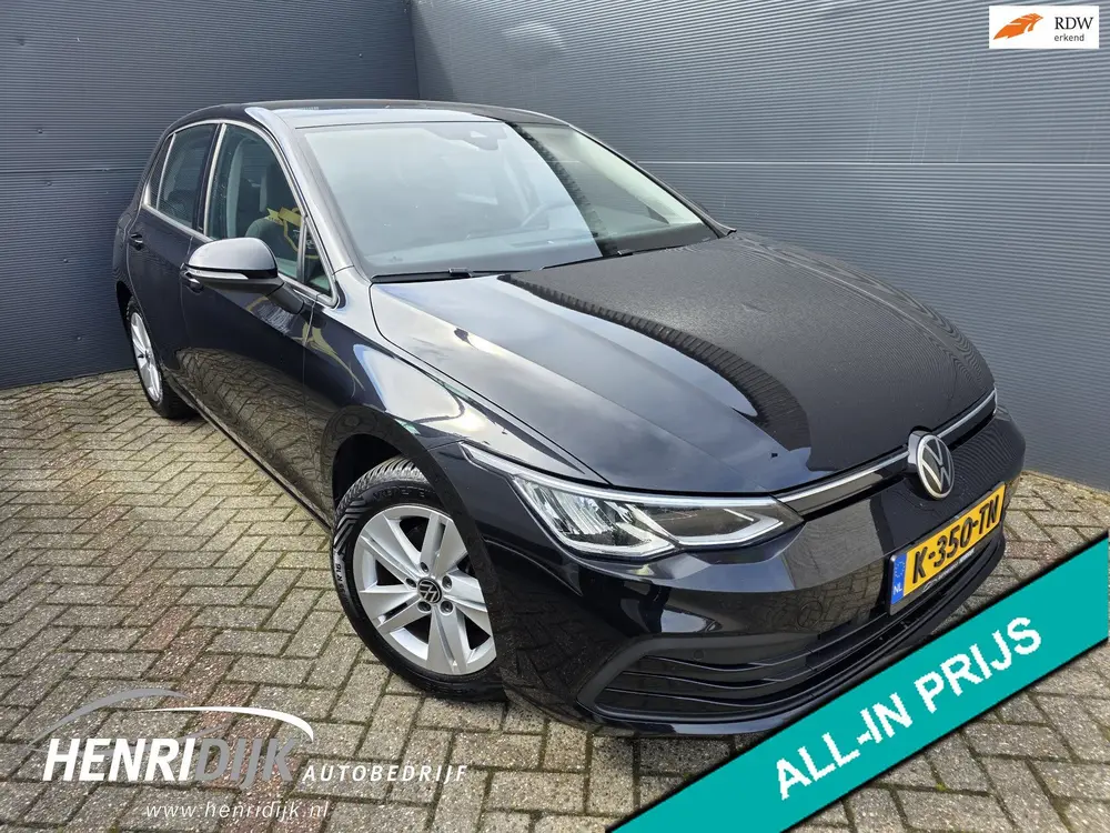 Volkswagen Golf 1.5 eTSI Style Automaat / Camera / Stoel & S uit 2020