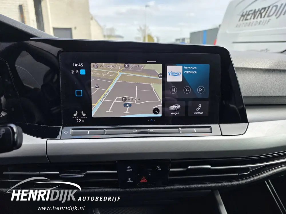 Volkswagen Golf 1.5 eTSI Style Automaat / Camera / Stoel & S uit 2020, foto 17