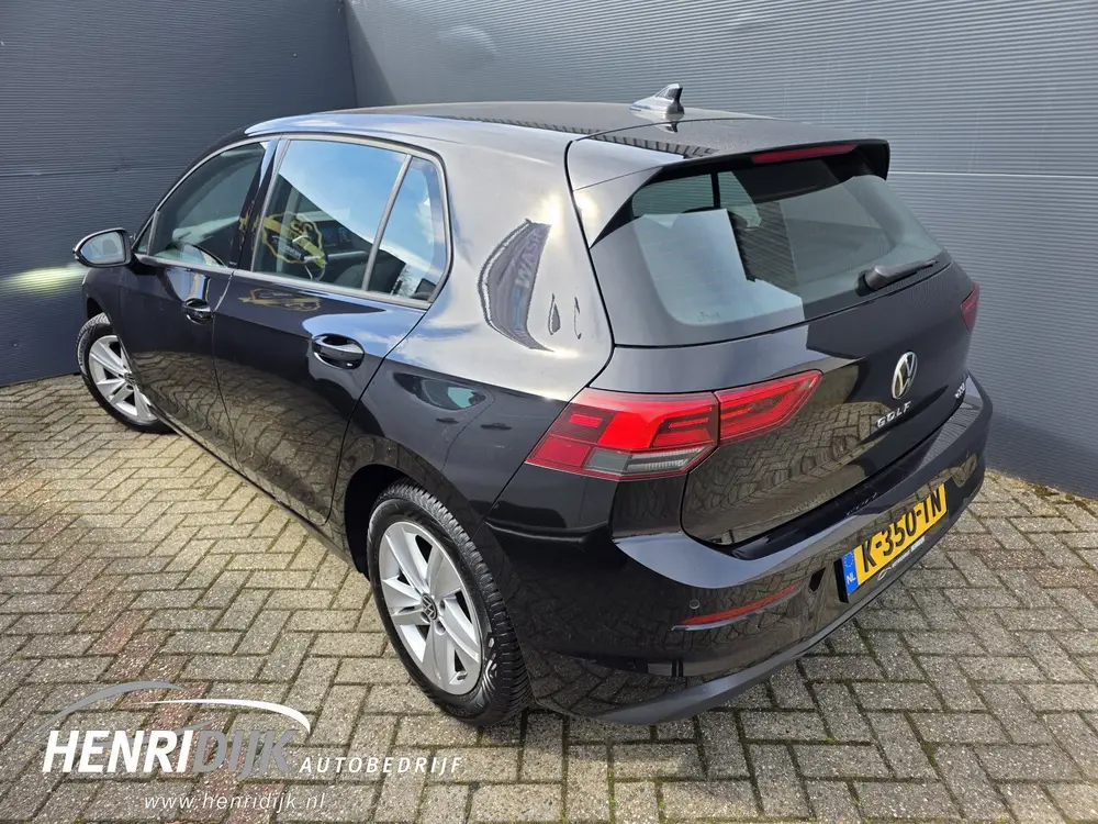 Volkswagen Golf 1.5 eTSI Style Automaat / Camera / Stoel & S uit 2020, foto 3