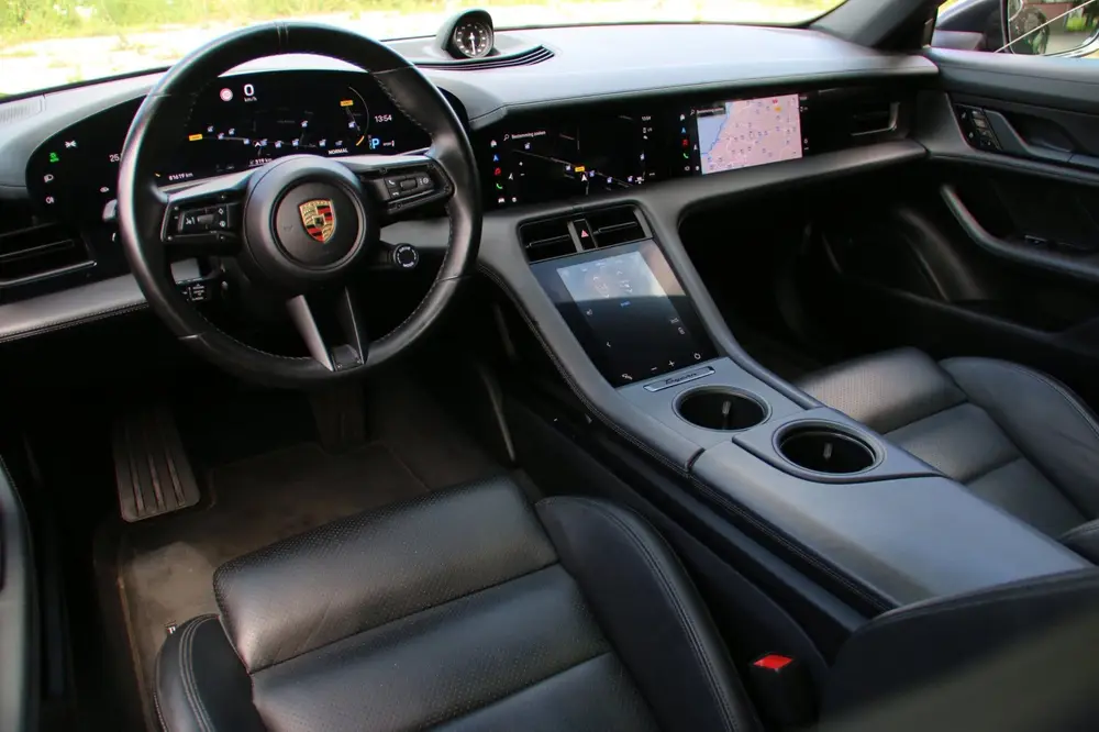 Porsche Taycan 4S Performance 94 kWh €146.000- np SOH 93 uit 2020, foto 8