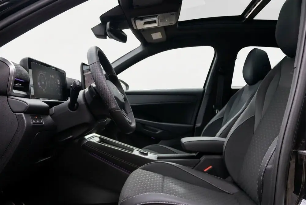 Volkswagen T-Roc 1.5 eTSI R-Line Black Style 150PK | Pano | uit 2026, foto 12