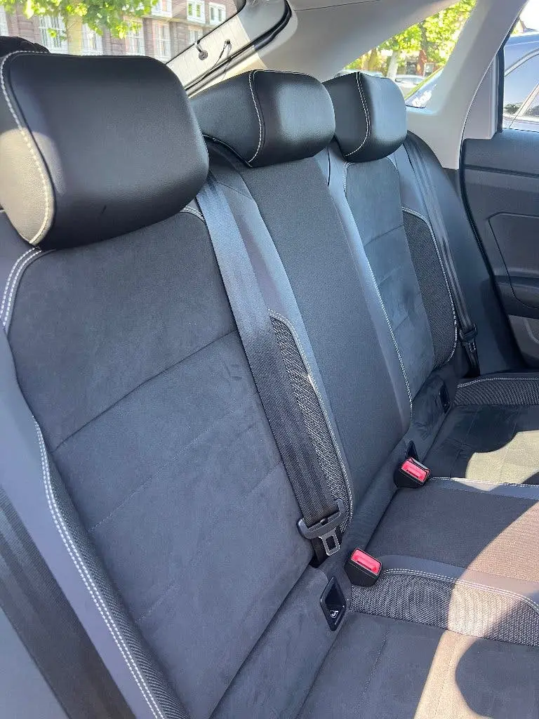 Volkswagen Taigo 1.0 TSI 110pk 2022 Grijs incl. BTW Auto uit 2022, foto 14