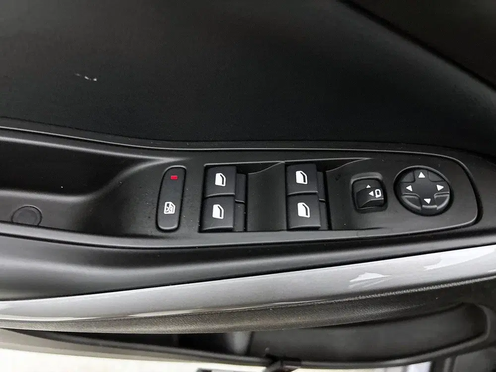 Opel Grandland 1.6 Turbo Plug-In Hybrid GS Line 225pk uit 2023, foto 15