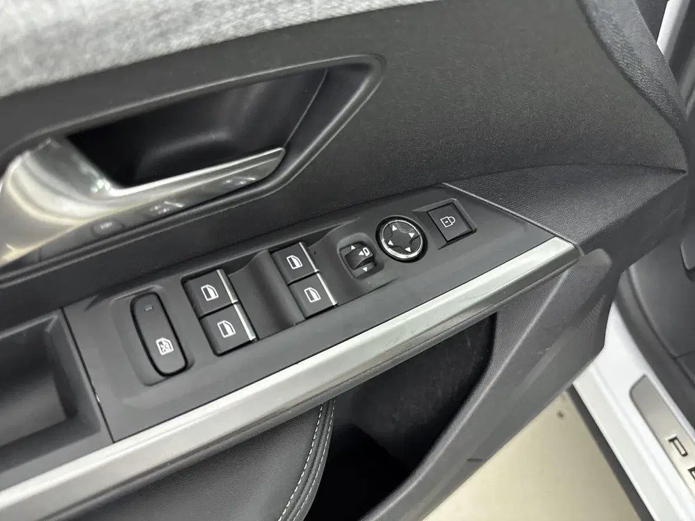 Peugeot 5008 SUV 136pk Hybrid Automaat GT uit 2025, foto 16