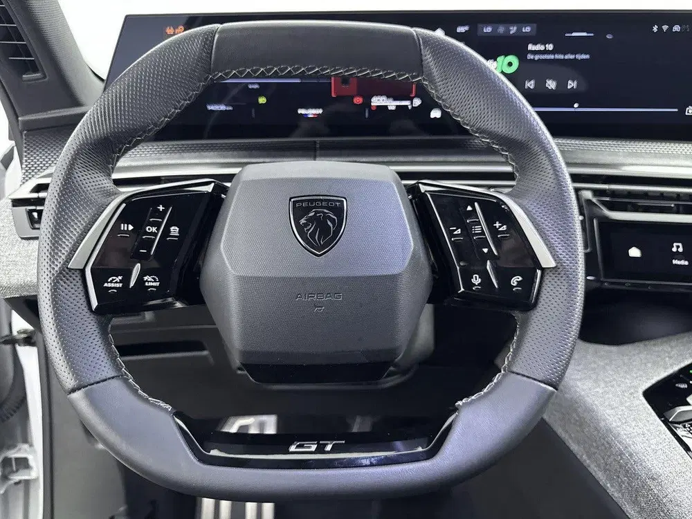Peugeot 5008 SUV 136pk Hybrid Automaat GT uit 2025, foto 17