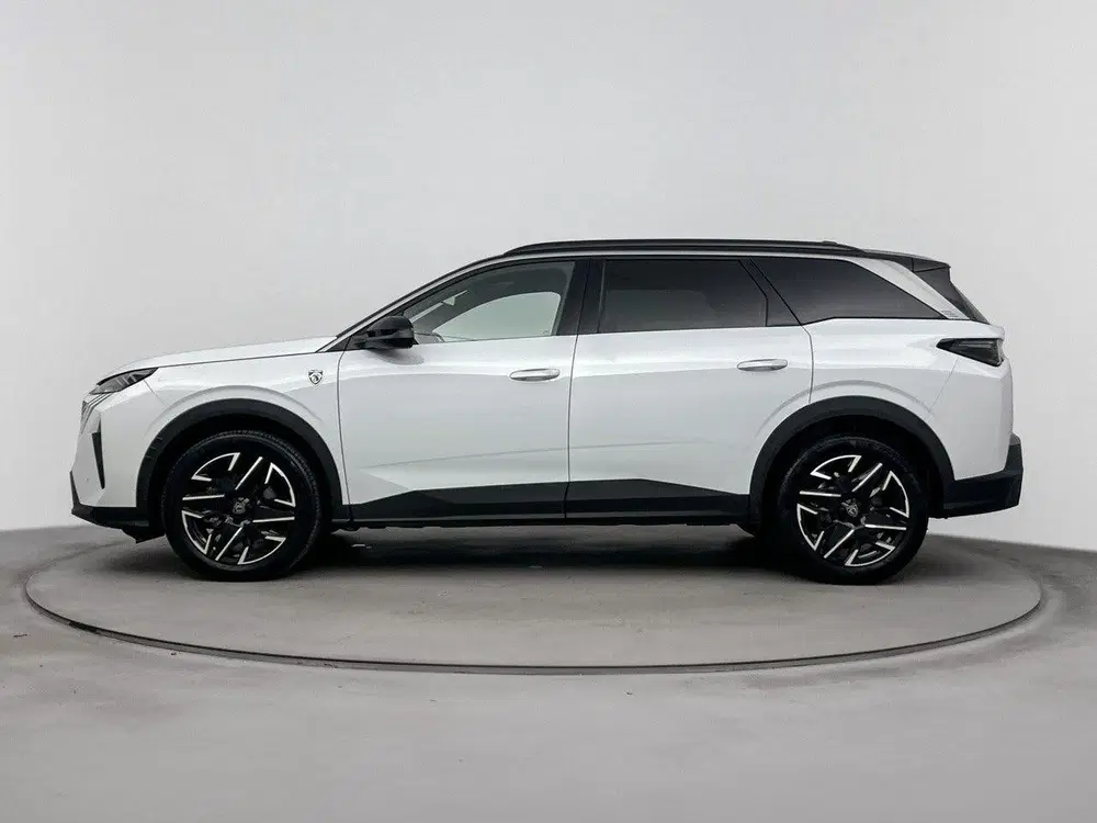 Peugeot 5008 SUV 136pk Hybrid Automaat GT uit 2025, foto 2