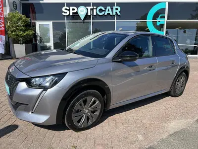 Peugeot 208 EV Allure Pack 50 kWh 136pk Automaat uit 2022