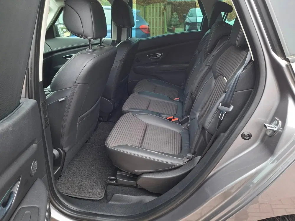 Renault Scenic 1.3 160pk TCe Bose automaat adaptive cruis uit 2020, foto 7