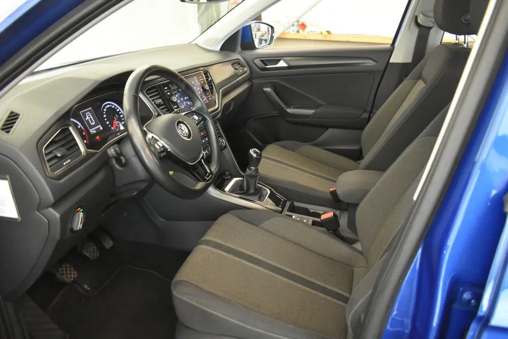 Volkswagen T-Roc 1.0 TSI Style Buss EL aKlep Trekh Navi app uit 2019, foto 9