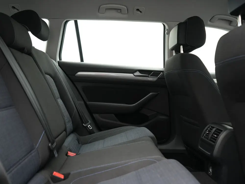 Volkswagen Passat Variant 1.4 TSI GTE Business PHEV 218pk De uit 2022, foto 6