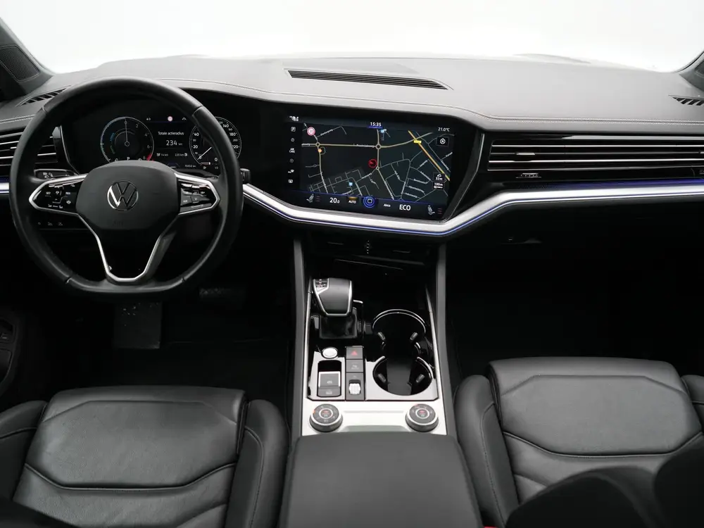 Volkswagen Touareg 3.0 TSi eHybrid 4MOTION PHEV 381pk Dealer uit 2022, foto 18