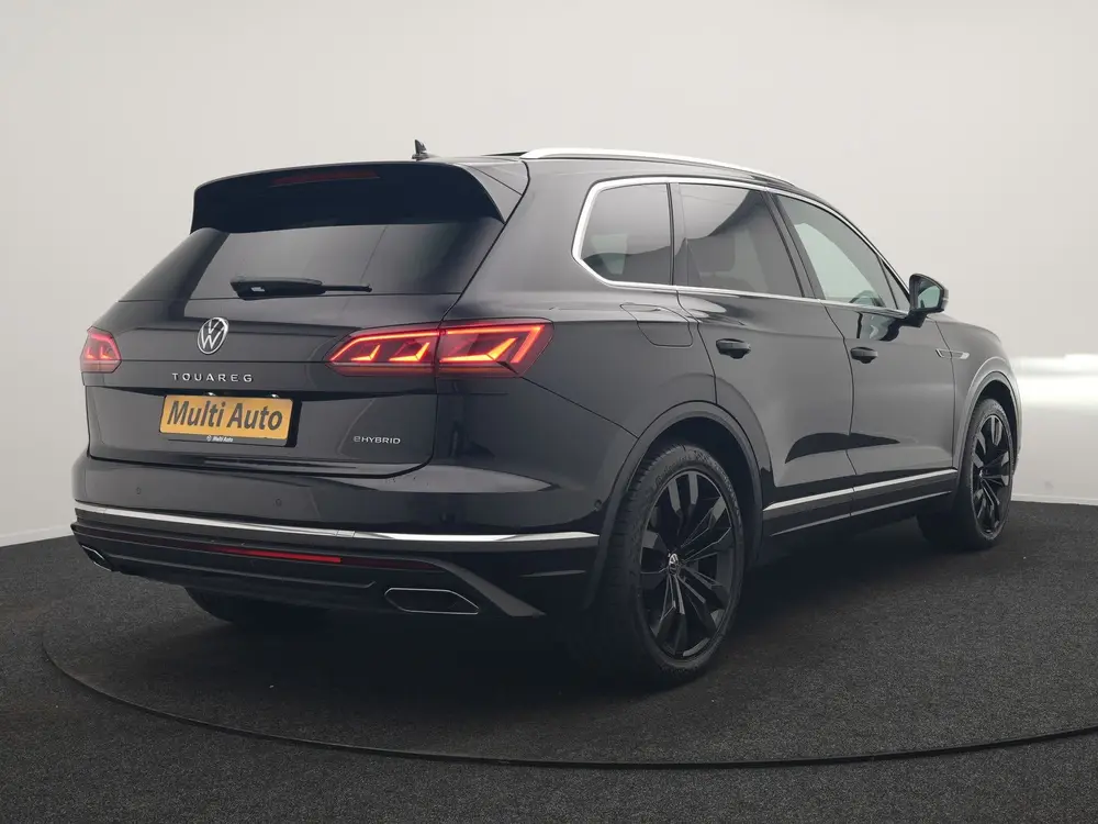 Volkswagen Touareg 3.0 TSi eHybrid 4MOTION PHEV 381pk Dealer uit 2022, foto 3