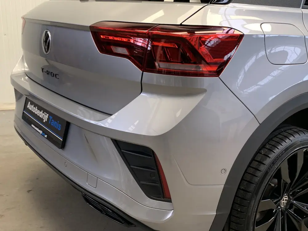 Volkswagen T-Roc 1.5 TSI 150PK R-Line Black Line IQ LIGHT-CA uit 2024, foto 18