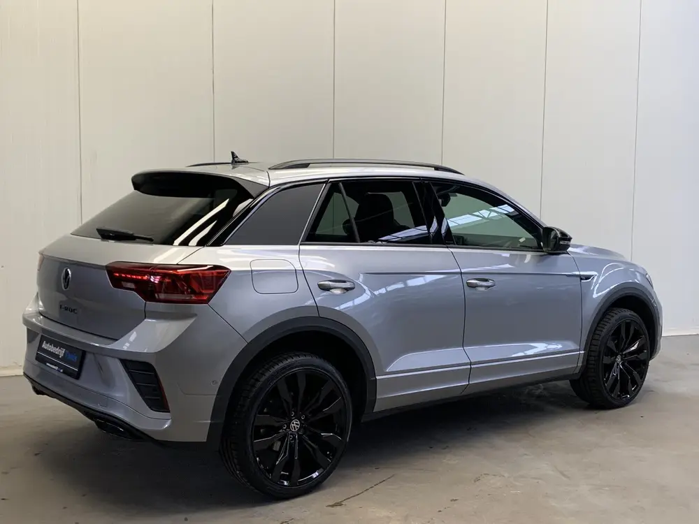 Volkswagen T-Roc 1.5 TSI 150PK R-Line Black Line IQ LIGHT-CA uit 2024, foto 2