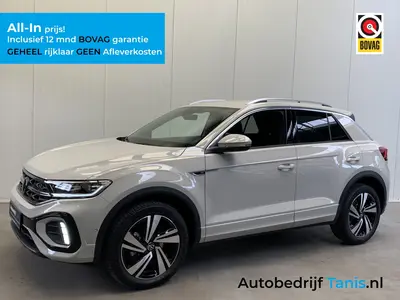 Volkswagen T-Roc 1.5 TSI R-Line 150PK IQ LIGHT-CAMERA-NAVI-A uit 2024