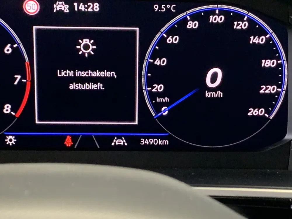 Volkswagen T-Roc 1.5 TSI R-Line 150PK IQ LIGHT-CAMERA-NAVI-A uit 2024, foto 7