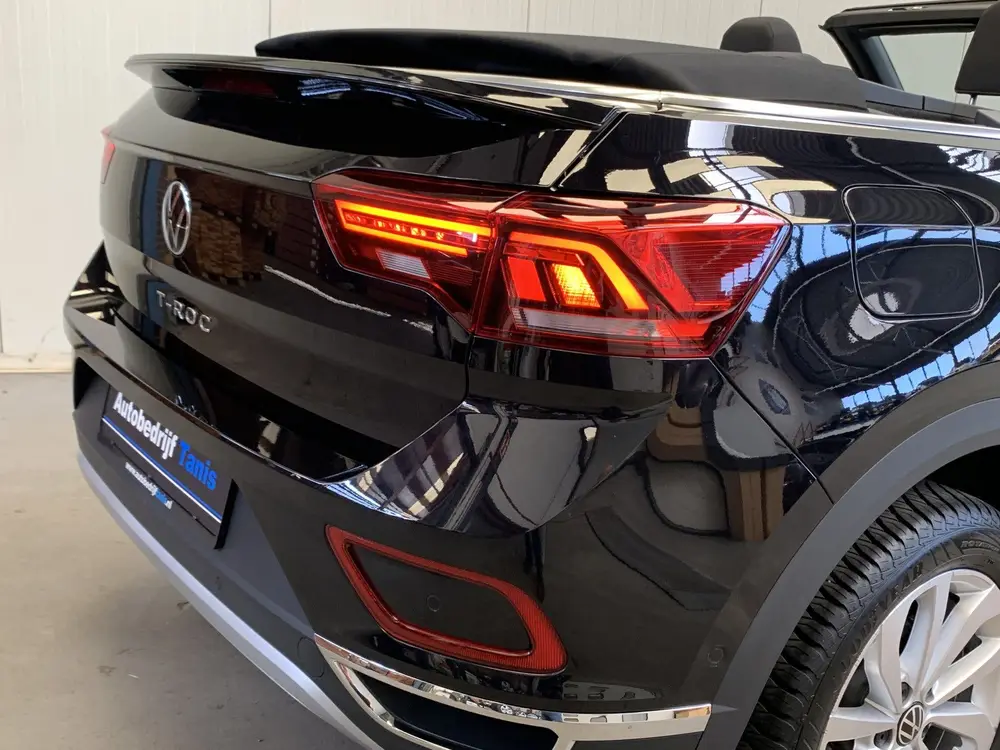 Volkswagen T-Roc Cabrio 1.0 TSI Style DIGITAL COCKPIT-NAVI-E uit 2024, foto 14