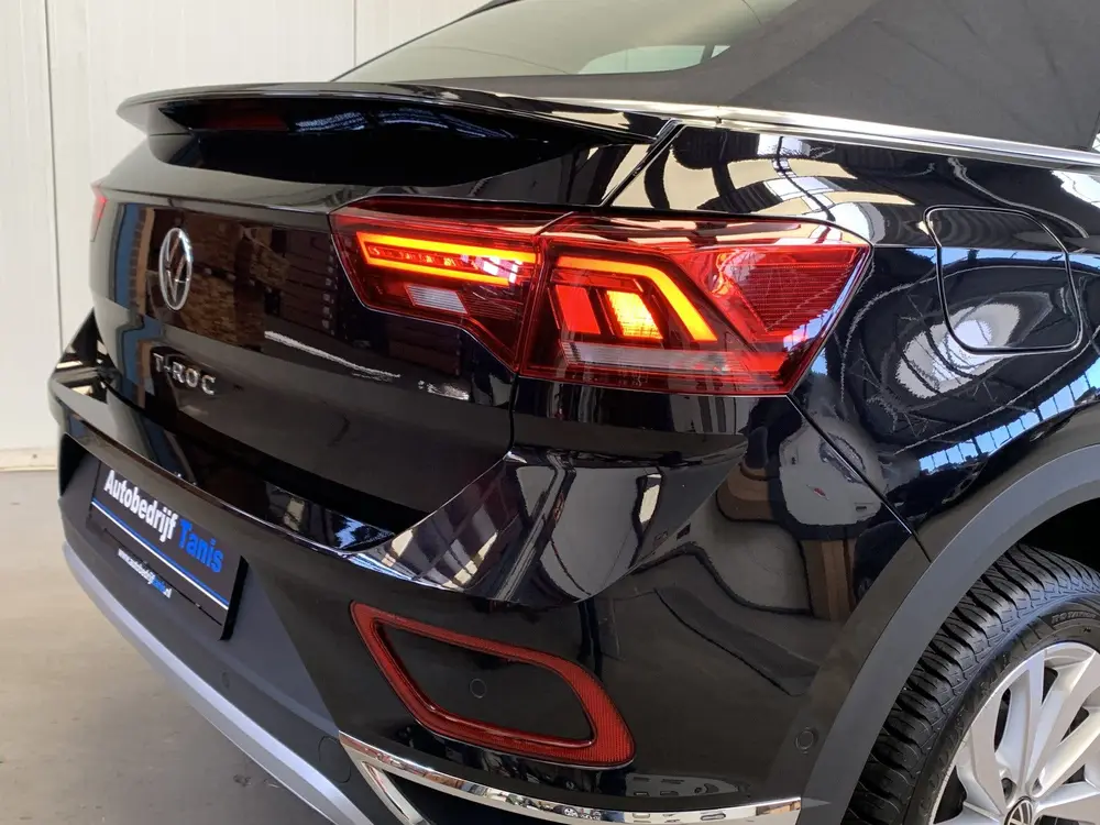 Volkswagen T-Roc Cabrio 1.0 TSI Style DIGITAL COCKPIT-NAVI-E uit 2024, foto 16