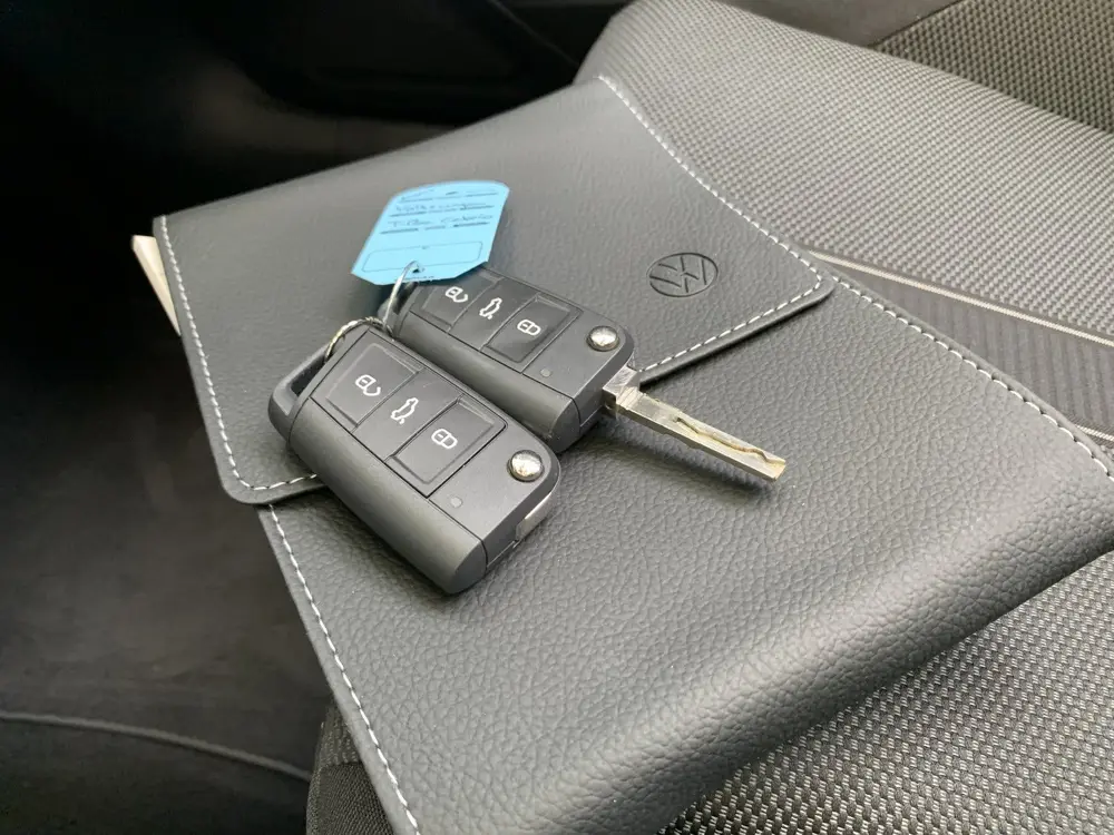 Volkswagen T-Roc Cabrio 1.0 TSI Style DIGITAL COCKPIT-NAVI-E uit 2024, foto 7
