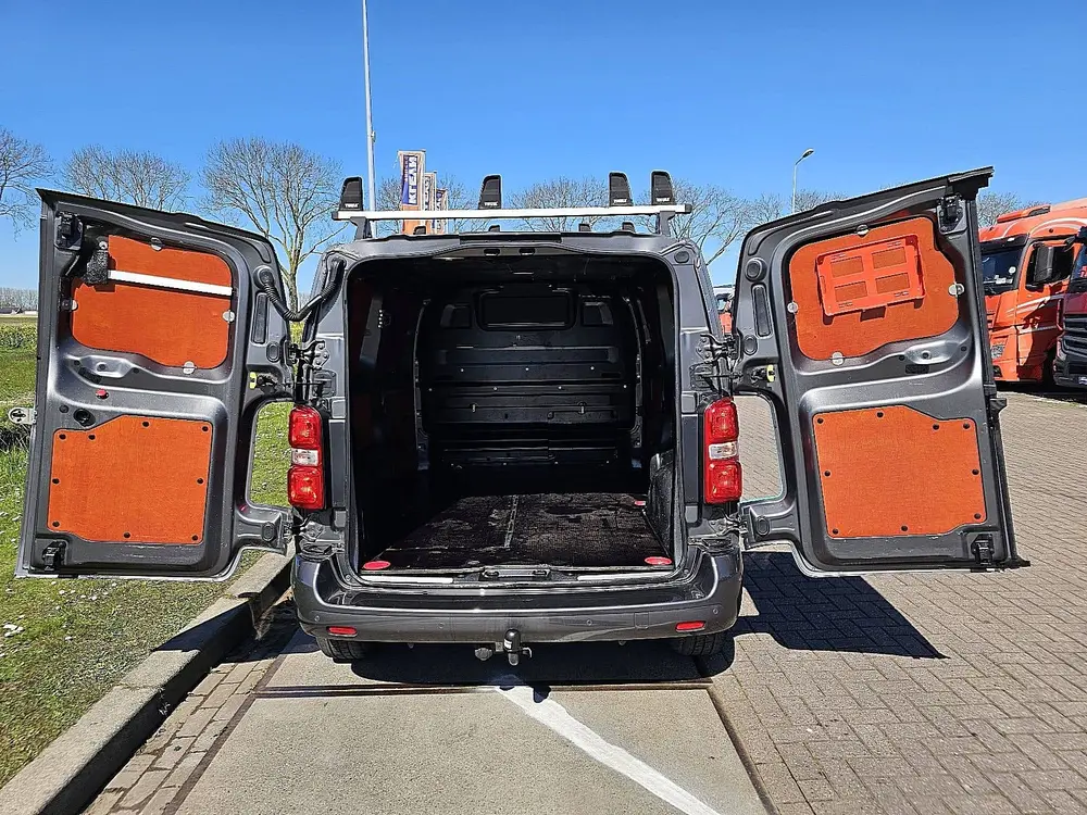 Citroën Jumpy CITROEN JUMPY 2.0 l2 navi lm-velgen ac uit 2020, foto 12