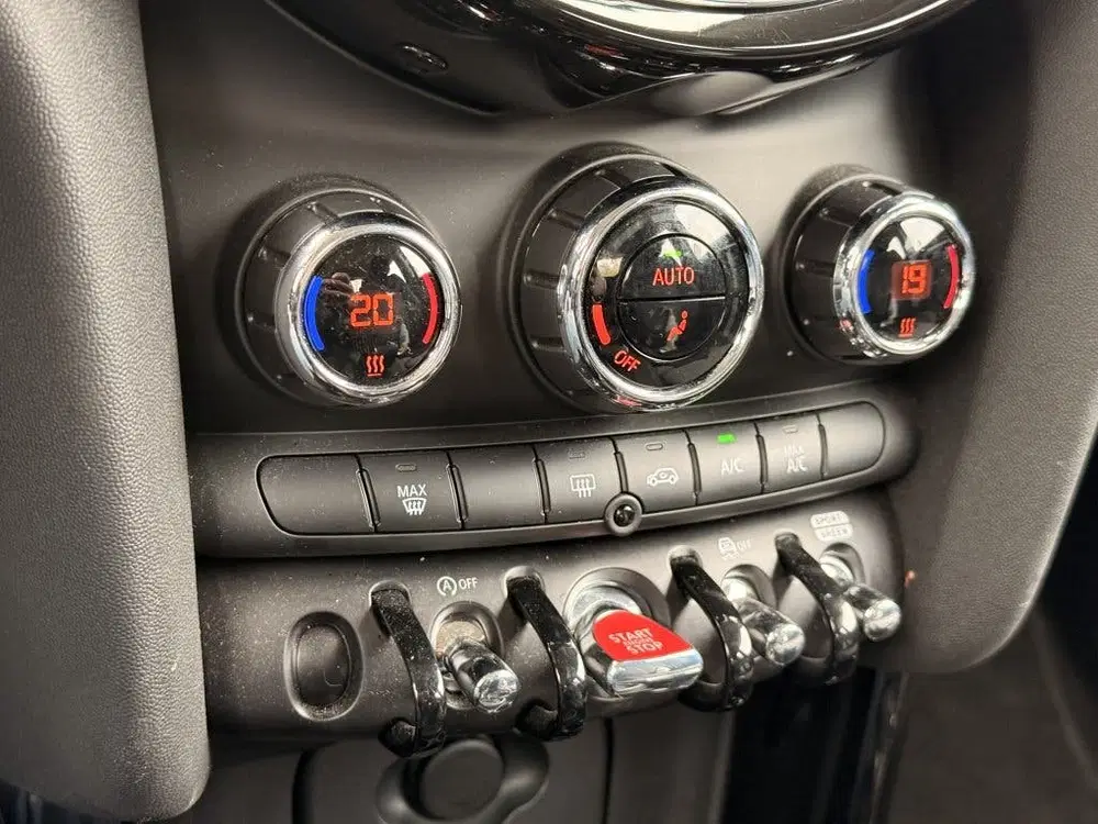 Mini Cooper 1.5 Cooper Camden uit 2023, foto 18
