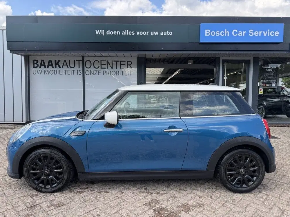 Mini Cooper 1.5 Cooper Camden uit 2023, foto 3
